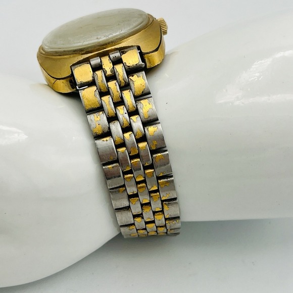 Vintage Benrus TechniQuartz Men's Watch Date Sunburst Dial Green Gold FOR PARTS - Picture 3 of 7